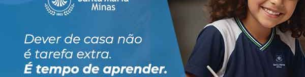 Aluna sorridente do Colégio Santa Maria Minas com uniforme azul, segurando lápis durante o dever de casa. Texto sobre aprendizado em fundo azul.
